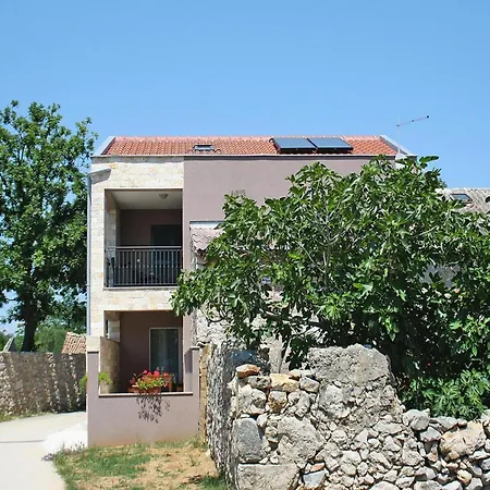 House In Privlaka, Close To The Sandy Holiday home *