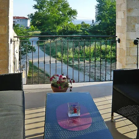 House In Privlaka, Close To The Sandy Holiday home Privlaka (Zadar)