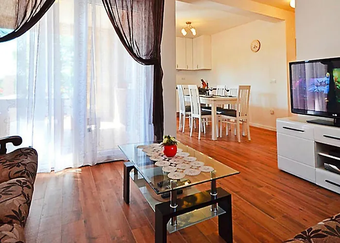 In Near Sandy * Привлака